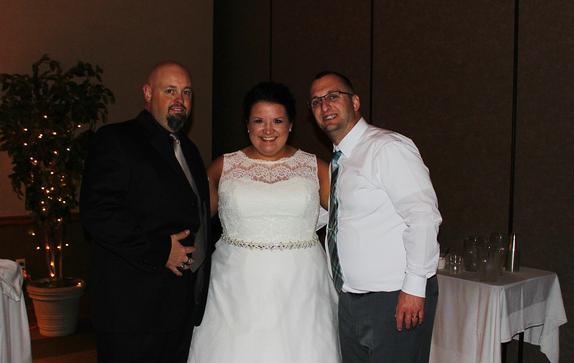 Ed & Hillary Suttles with their DJ, DJSean with Music In Motion at their wedding reception in Eureka Springs Arkansas at the Inn of the Ozarks.